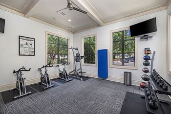 Spin fit room